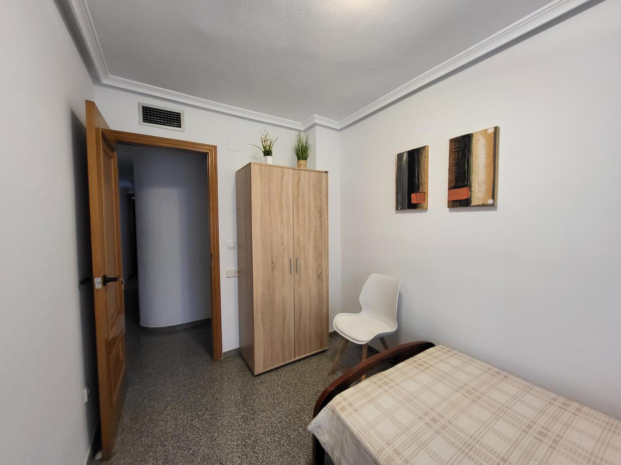 Amistosa, Habitacion Con Balcon, Alicante, Playa, Centro, Rambla, Mercado Apartment ห้อง รูปภาพ